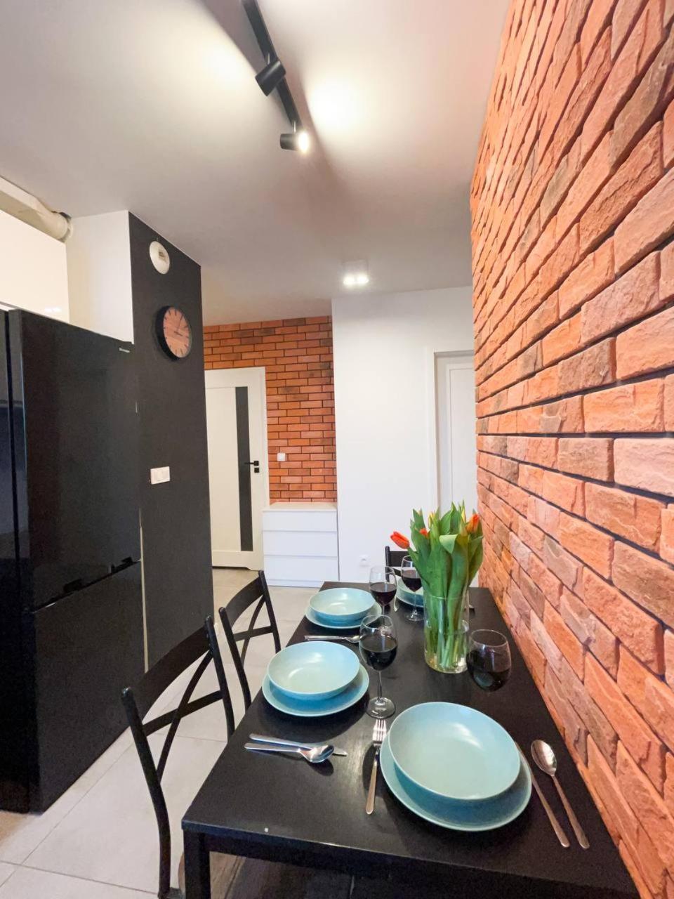 Lumina Luxury 3-Rooms Apartments With Parking Лодз Екстериор снимка
