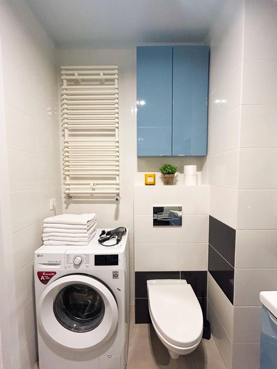 Lumina Luxury 3-Rooms Apartments With Parking Лодз Екстериор снимка