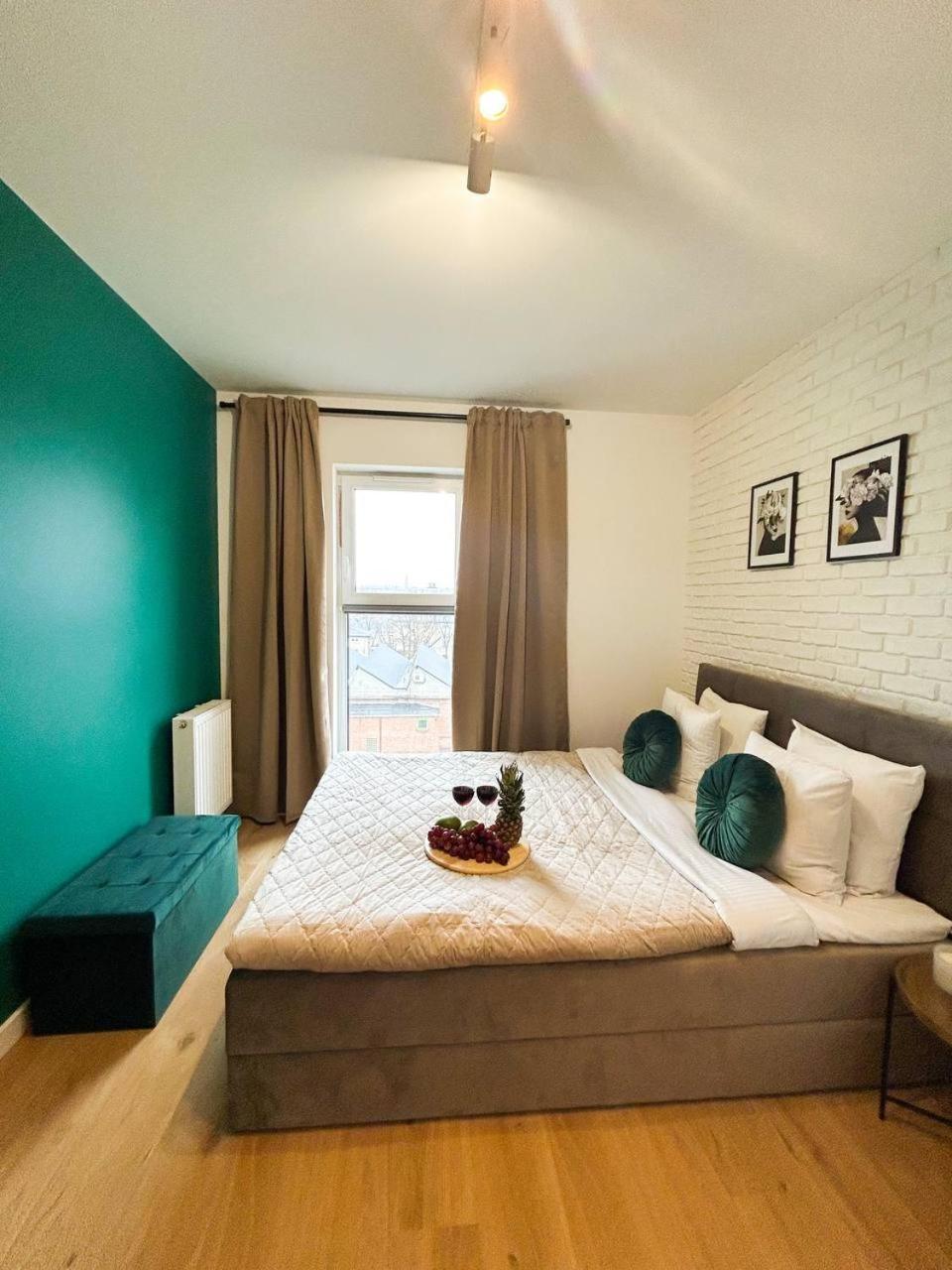 Lumina Luxury 3-Rooms Apartments With Parking Лодз Екстериор снимка