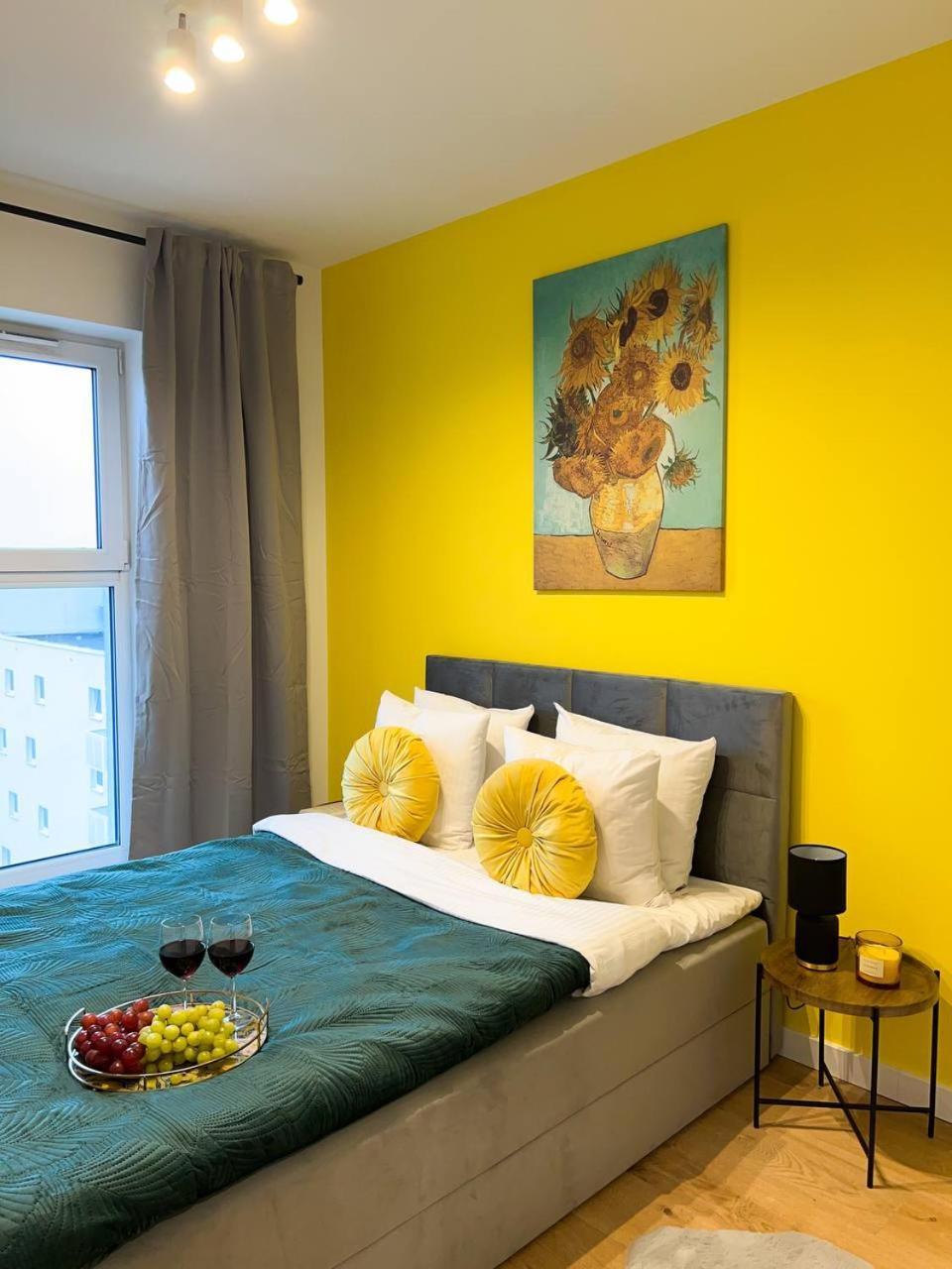 Lumina Luxury 3-Rooms Apartments With Parking Лодз Екстериор снимка