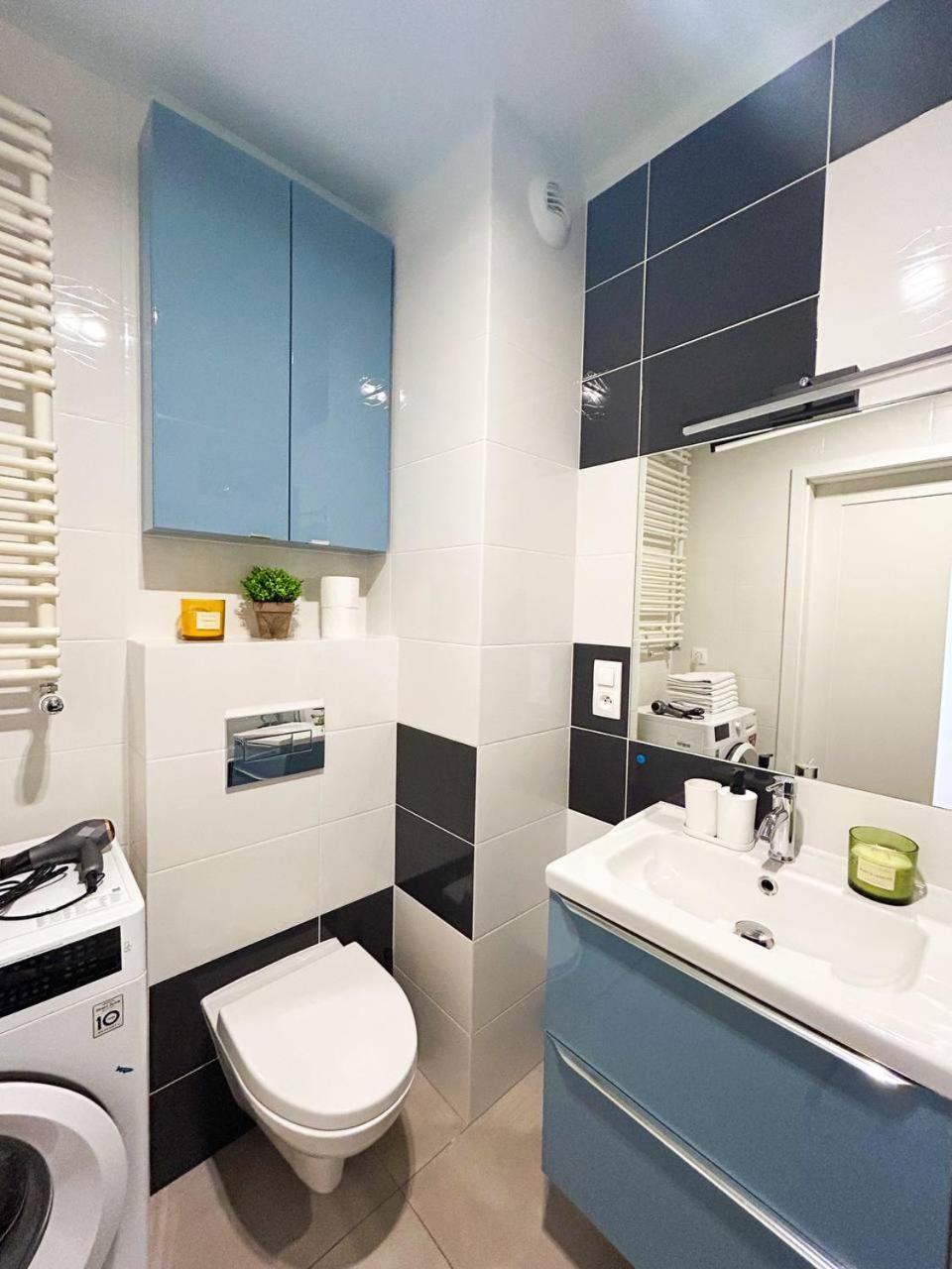 Lumina Luxury 3-Rooms Apartments With Parking Лодз Екстериор снимка